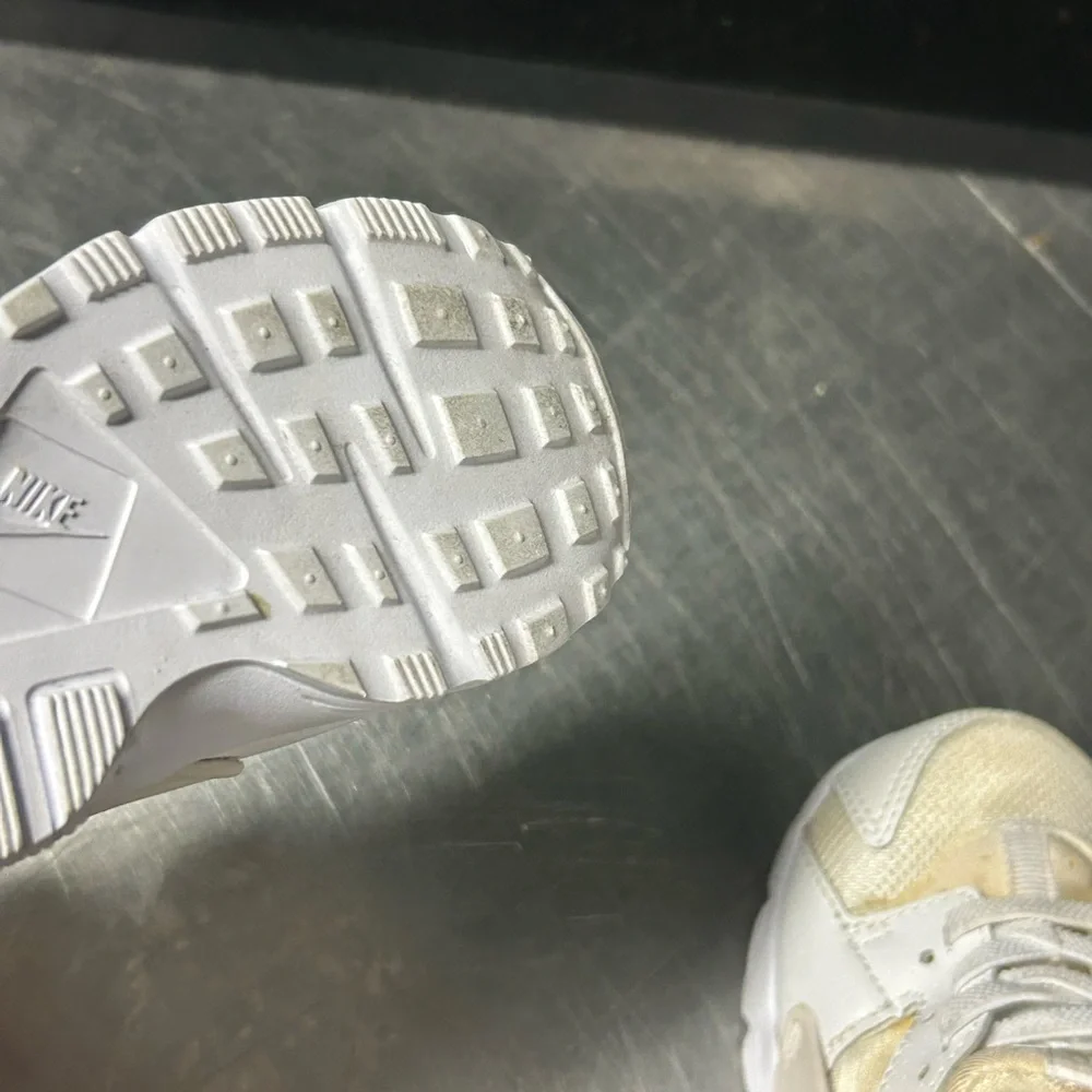 Nike reposhing this